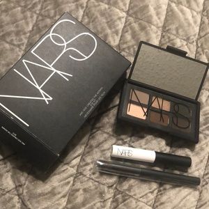 NARS - And God Created The Woman eye kit BNIB